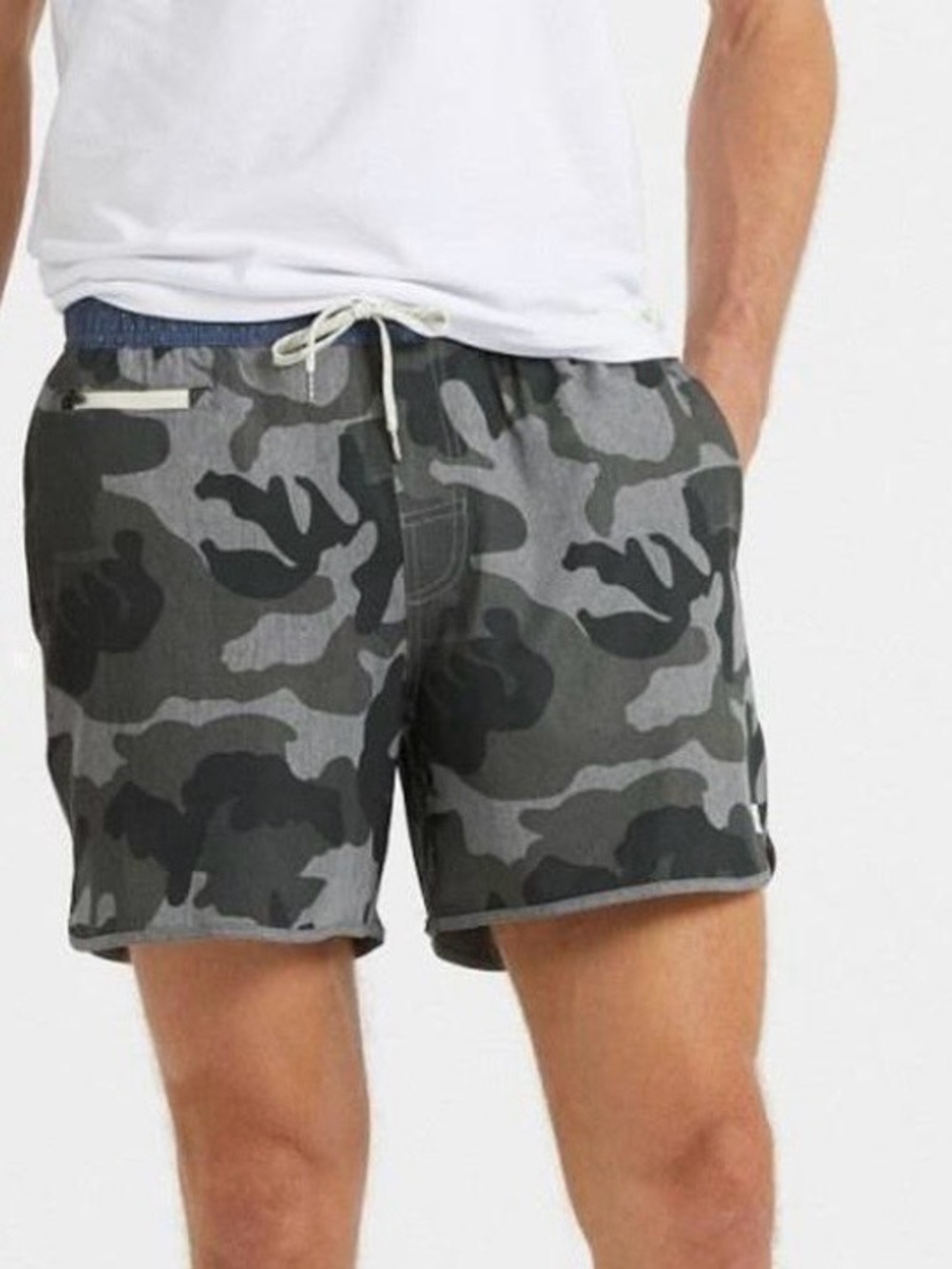 Vuori Banks Shorts Gray Camo Men’s sz M